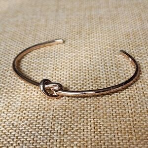 Stella Dot Knot bracelet